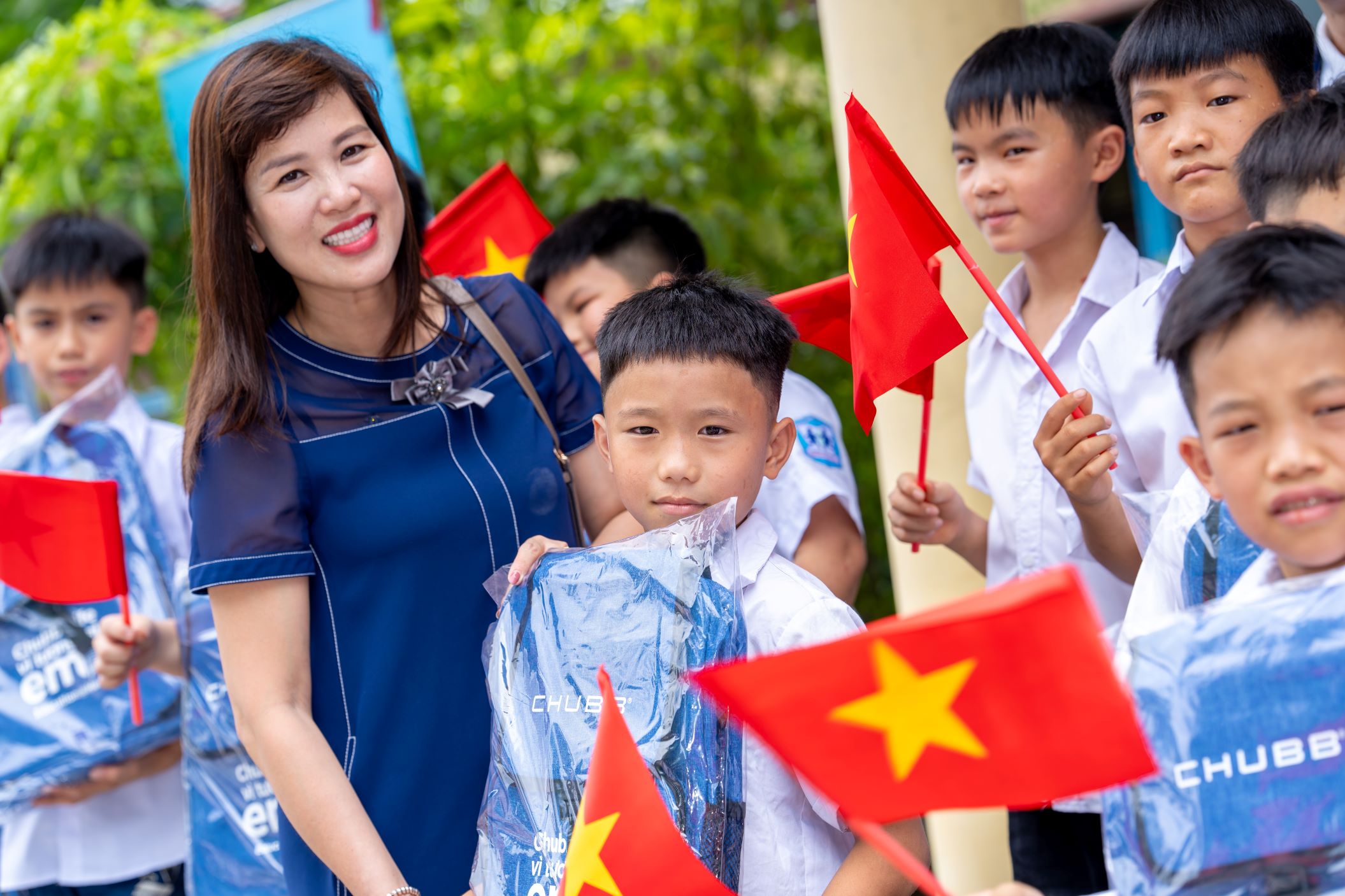 Chubb Life Việt Nam góp phần lan tỏa yêu thương đến trẻ em tại tỉnh Phú Thọ